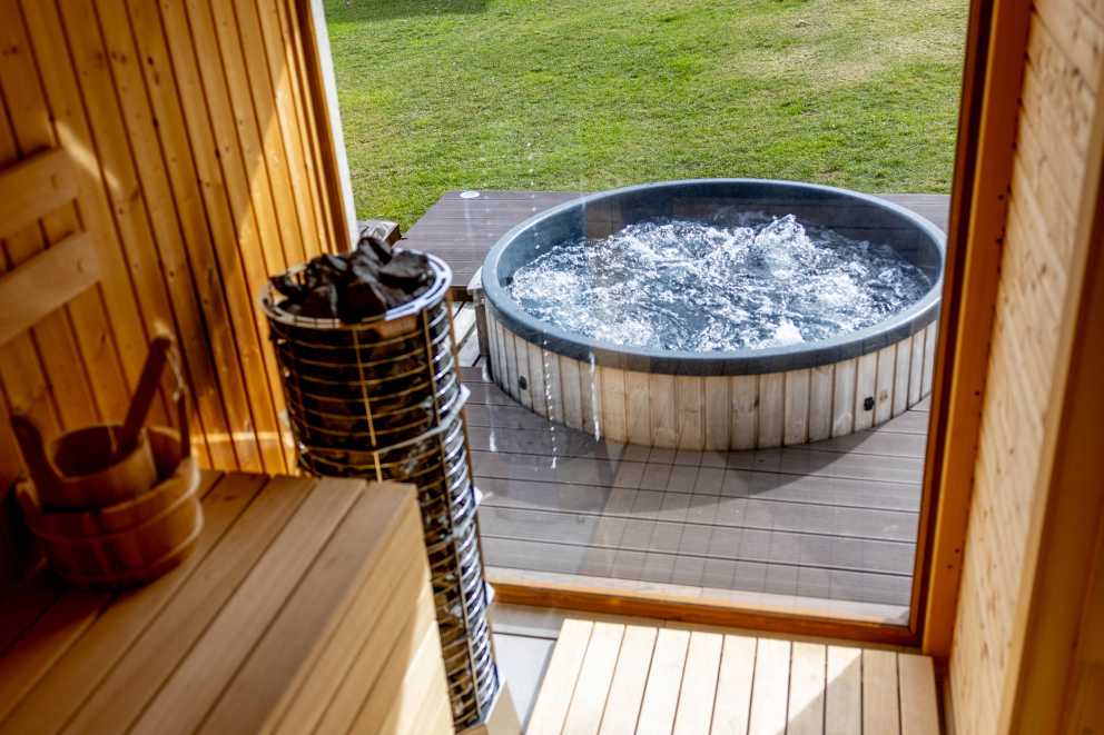 Jacuzzi